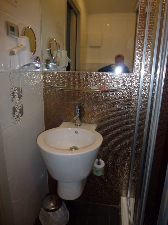 Alles sauberst!!! Hotel Aaron