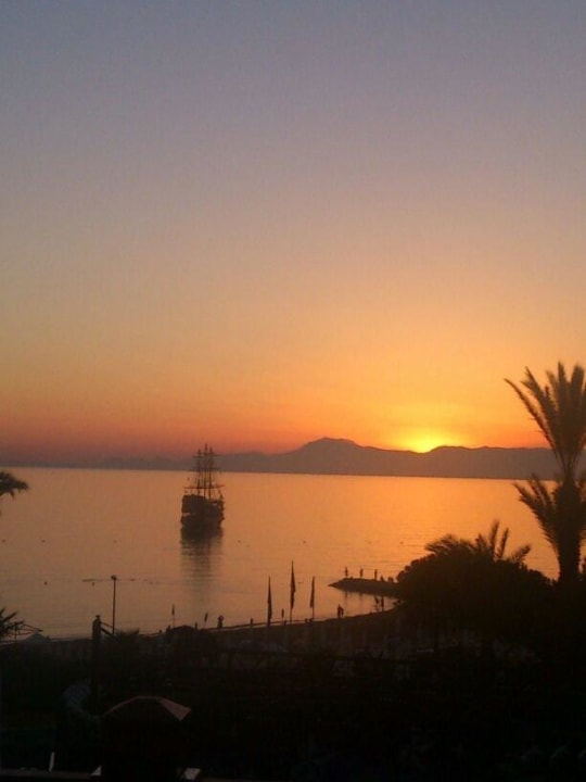 Sonnenuntergang 20.10.13 PALOMA Perissia