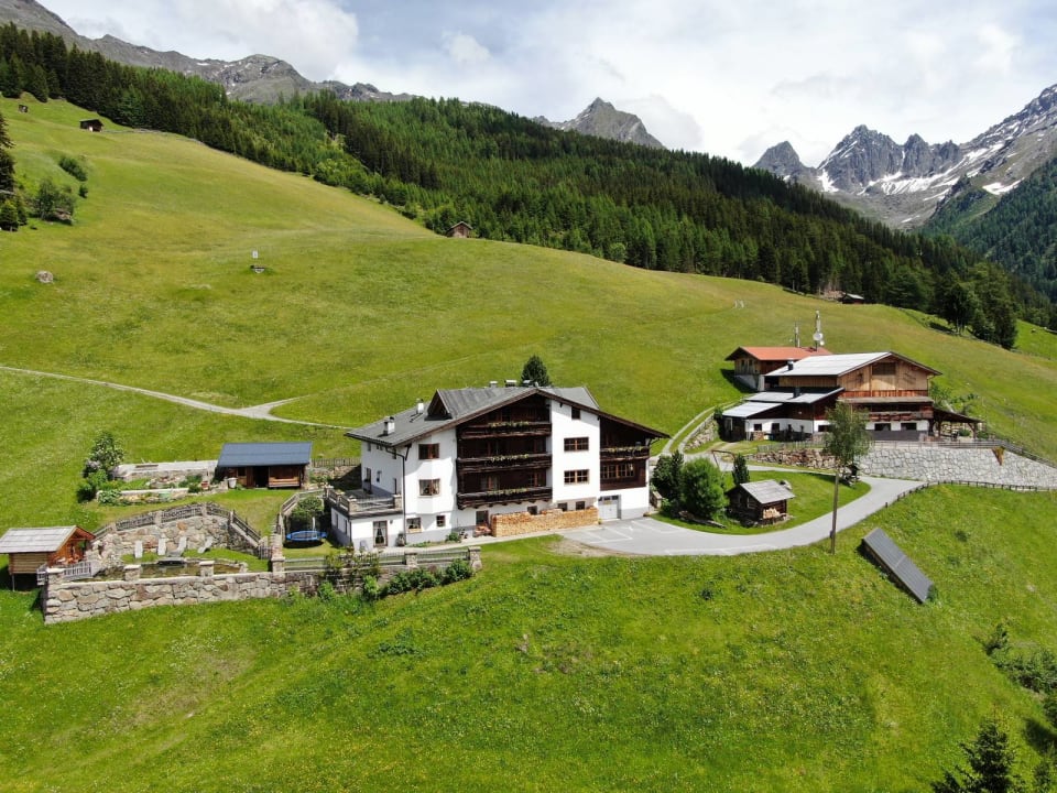 Außenansicht Wiesenhof