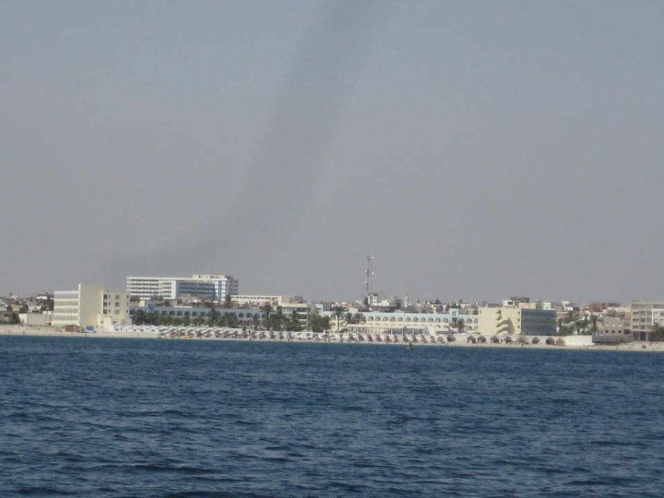 Hotel vom Meer aus gesehen El Mehdi Beach Resort