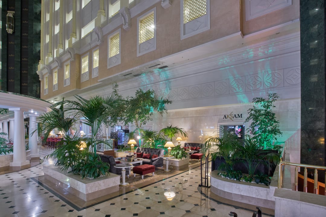 Lobby Rixos President Astana