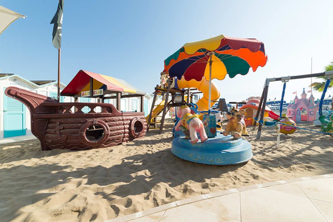 Strand Hotel Diplomatic