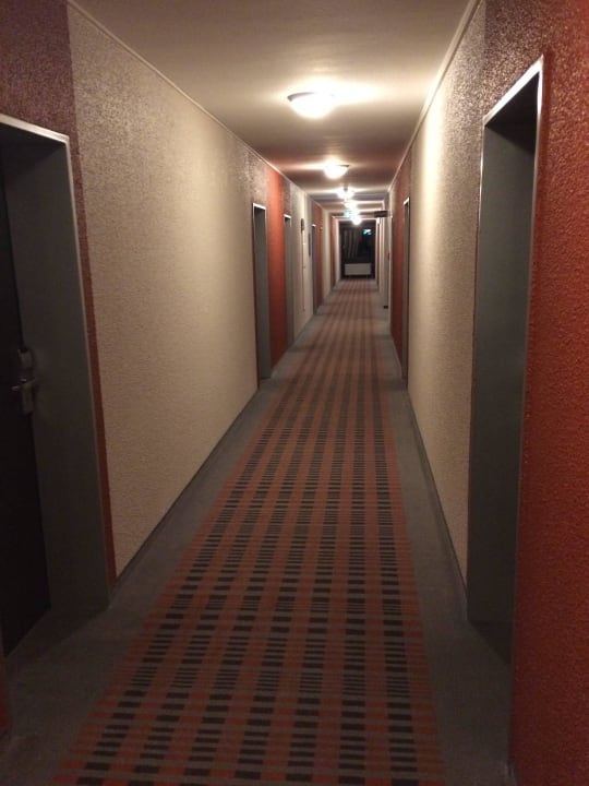 Zugang Hotel Mercure Düsseldorf-Neuss