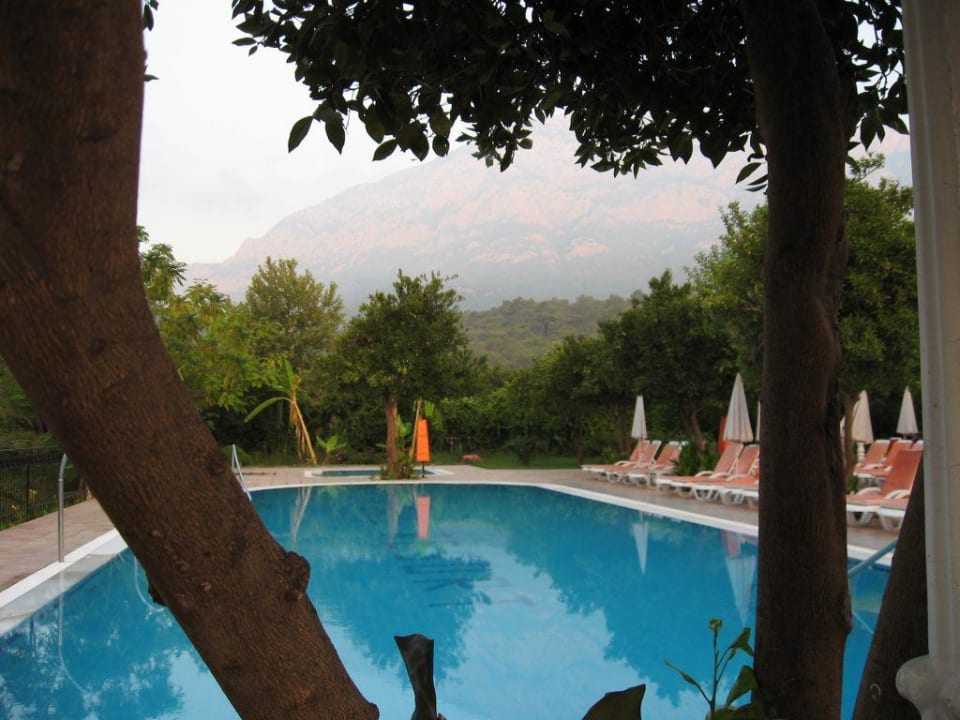 Hauptpool Gül Resort Armas Gül Beach