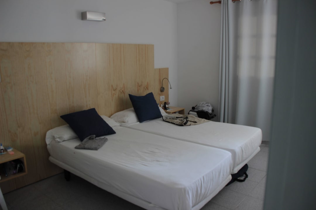 Schlafzimmer Ereza Apartamentos Los Hibiscos- Adults Only