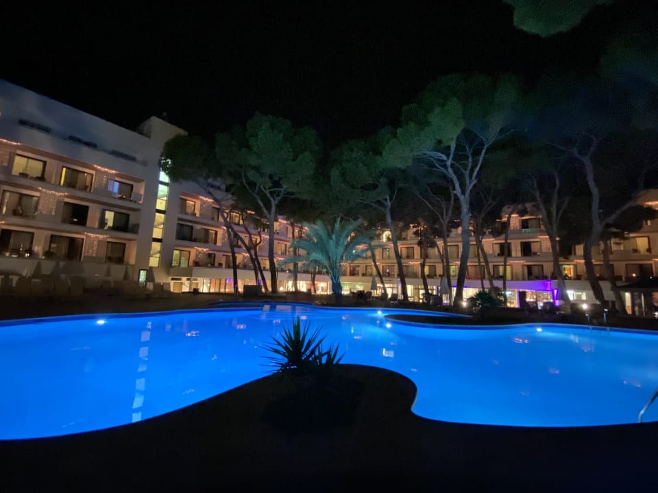 Pool Hotel & Spa S'Entrador Playa