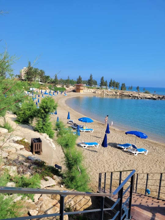 Strand Crystal Springs Beach Hotel