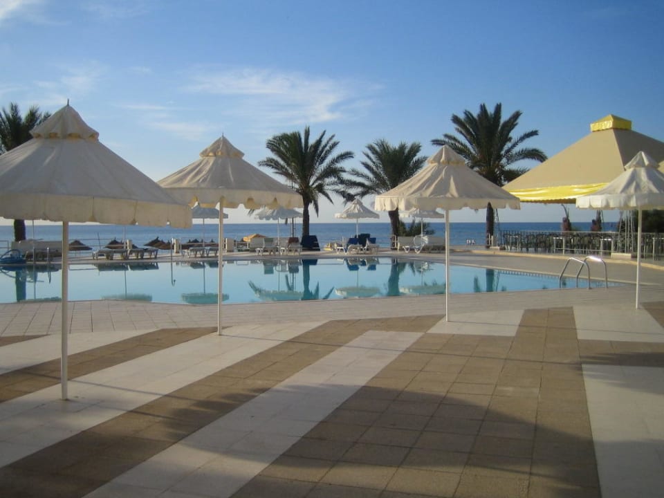 Pool vom Omar Khayam Dar Khayam