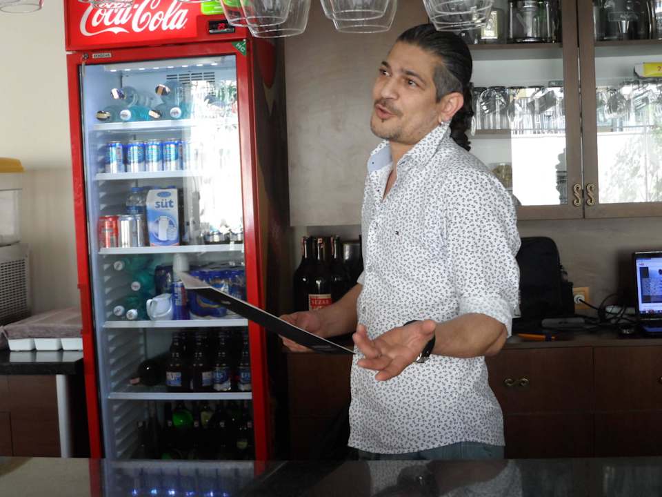 Barman Pera Hotel Alanya