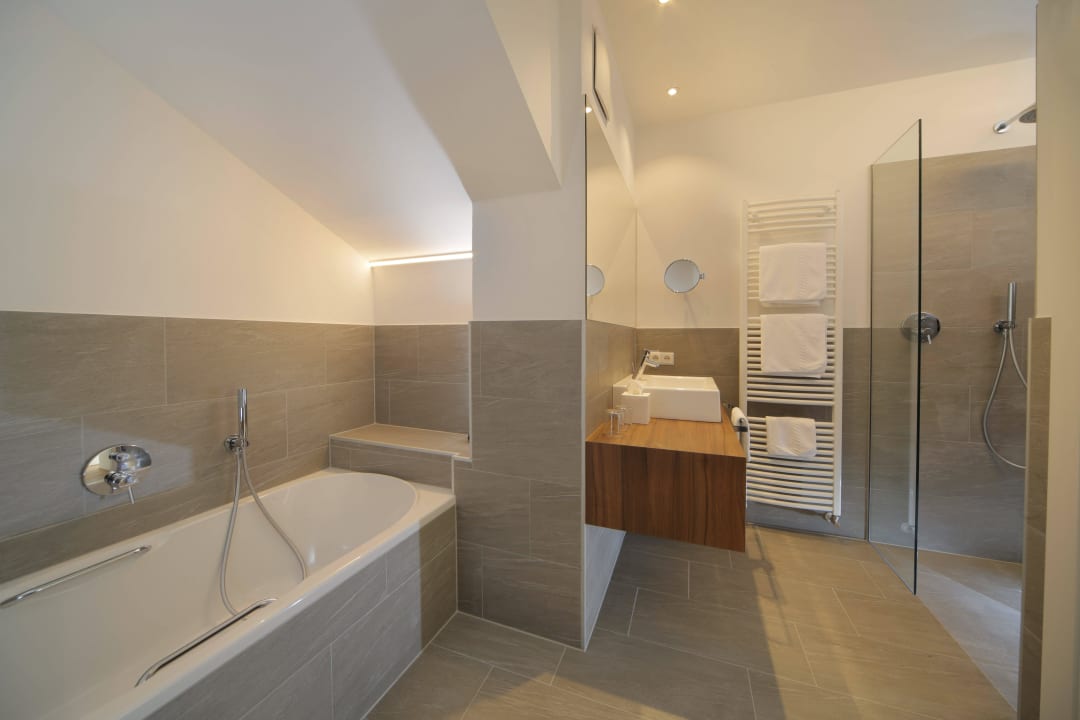 Badezimmer Deluxe-Suite Appartement KroneLiving