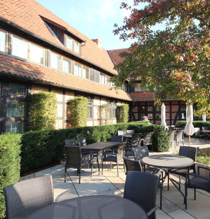 Terrasse im Innenhof Hotel Kokenhof