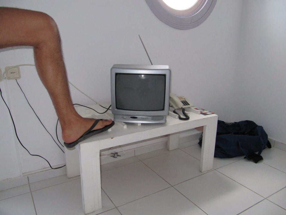 Fernseher im Studio TUI SUNEO Chrissi Amoudia