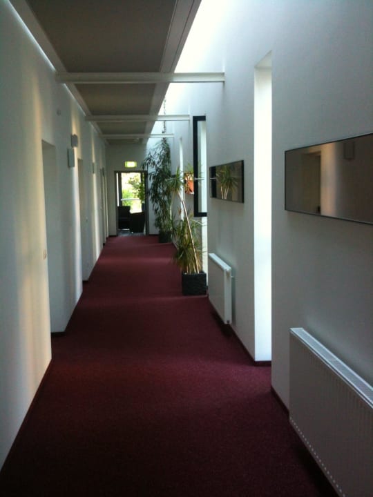 Zugang zu den Zimmern Hotel Garni Colora