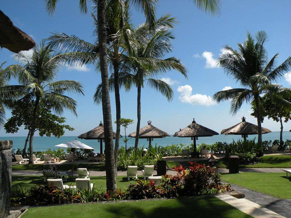 Gartenanlage Richtung Strand InterContinental Bali Resort