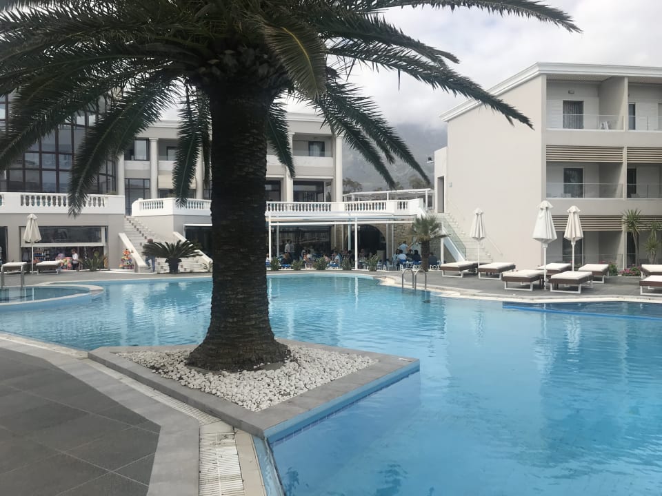 Pool Mythos Palace Resort & Spa