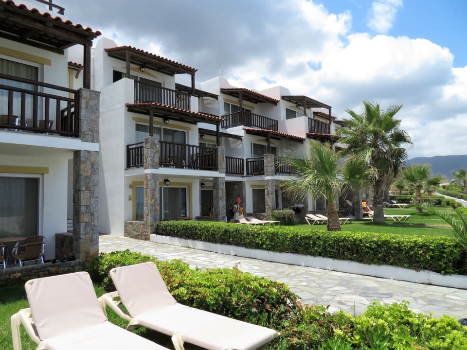 Außenansicht Alexander Beach Hotel & Village Resort
