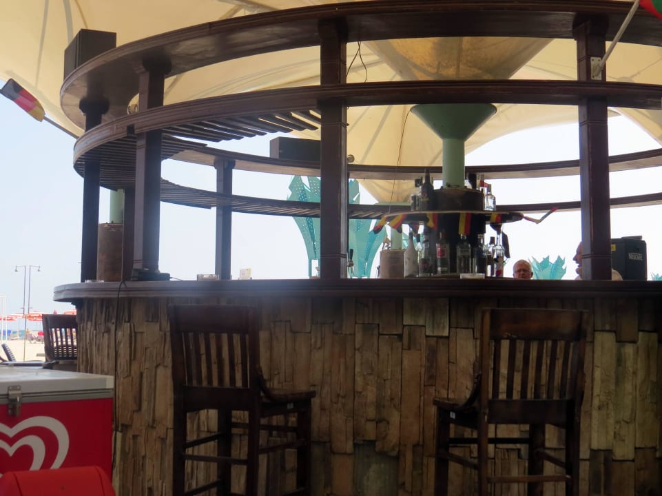 Poolbar Hotel Borjana