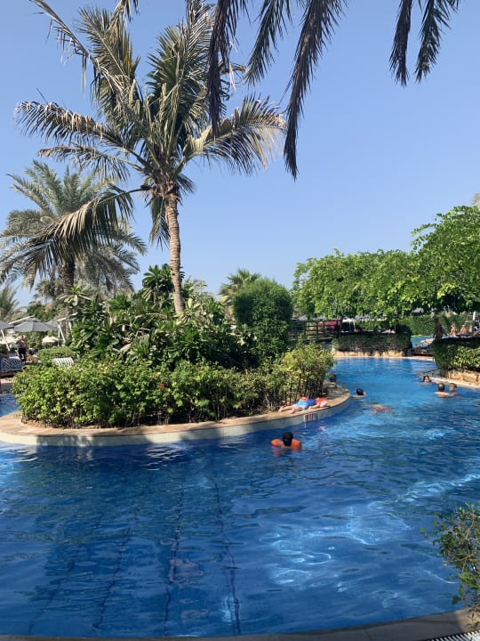 Pool Le Meridien Mina Seyahi Beach Resort & Waterpark
