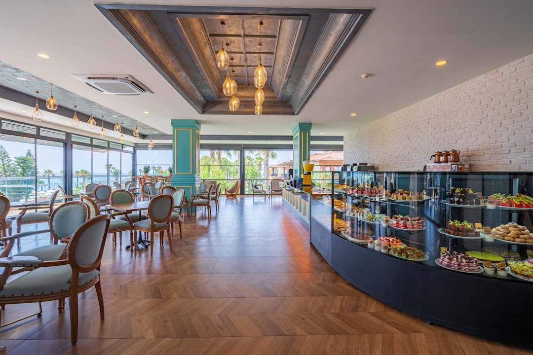 Lobby Justiniano Park Conti