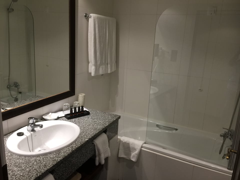 Zimmer PortoBay Falésia