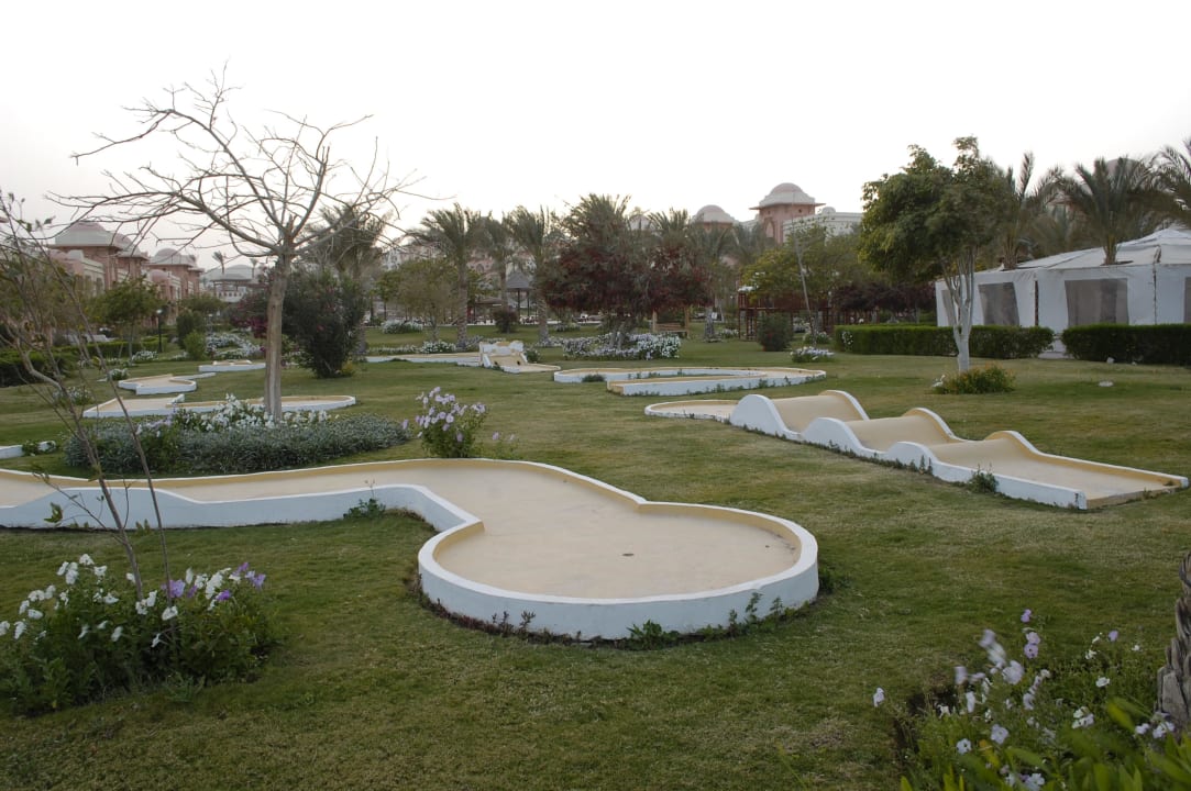 Minigolfplatz inklusive Serenity Alpha Beach