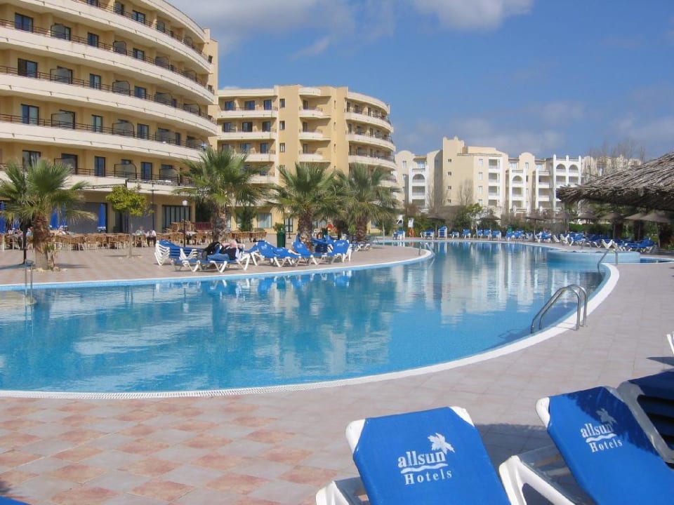 Poolanlage allsun App.-Hotel Orient Beach