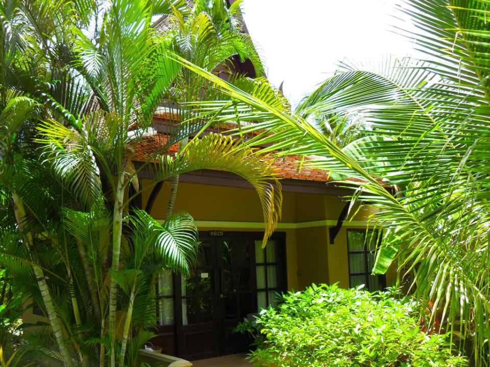 Beach Bungalow The Fair House Beach Resort