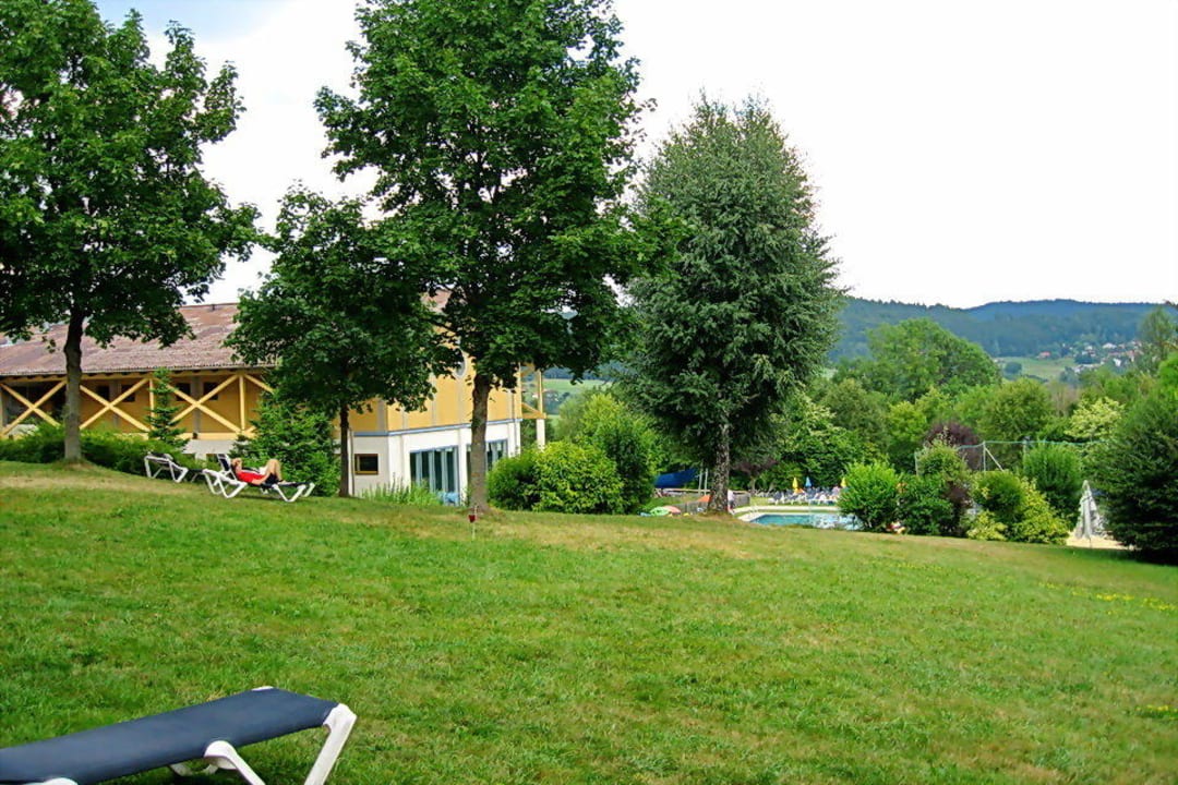 Blick von der Terrasse #104 auf die Anlage Aldiana Club Ampflwang