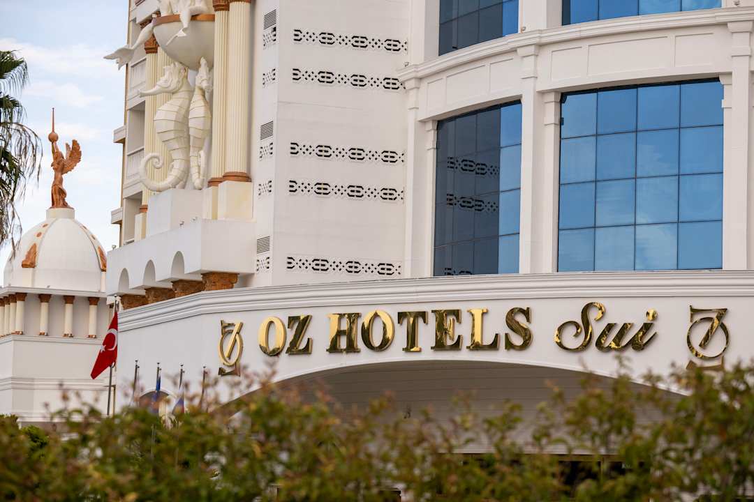 Außenansicht Oz Hotels Sui Resort