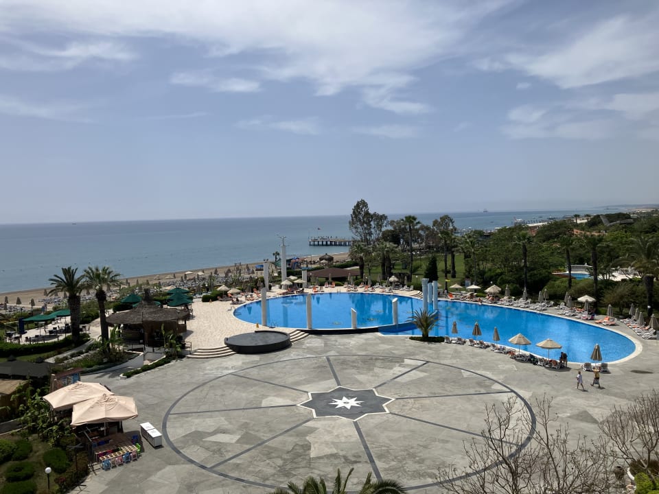 Pool Starlight Resort Hotel