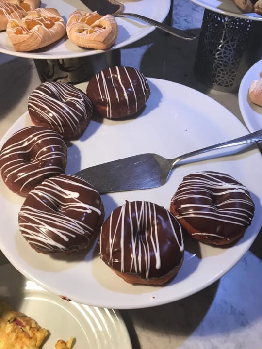 Gastro Acanthus Cennet Barut Collection