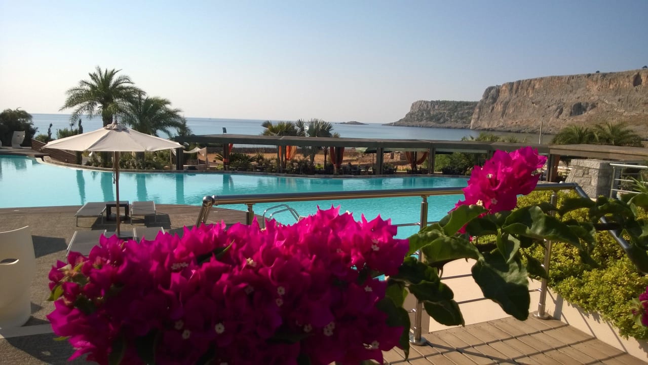 Blick vom Pool auf die Bucht Aquagrand Artistic Luxury Beach Resort - Adults only