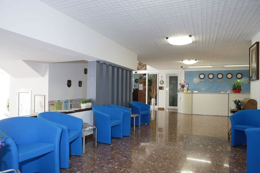 Hall/Entrata Hotel Ai Pini