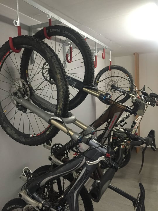 Mountainbike + Skiraum Guarda Lodge