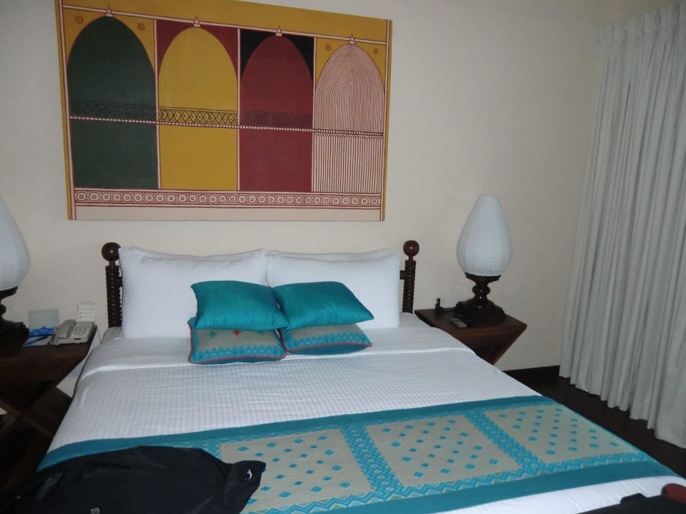 Großes Bett Cinnamon Bey Beruwala