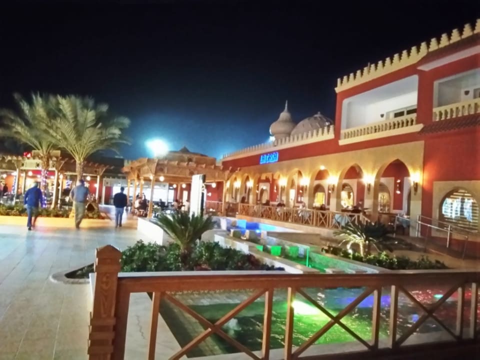 Außenansicht Pickalbatros Alf Leila Wa Leila Resort - Neverland Hurghada
