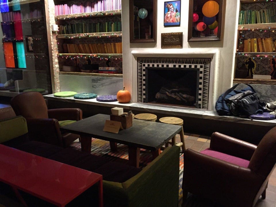 Lounge mit Kamin The Pod Hotel 39 New York