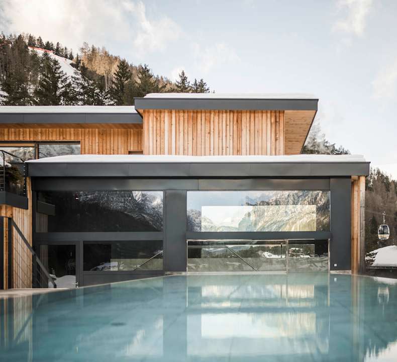 Pool Excelsior Dolomites Life Resort