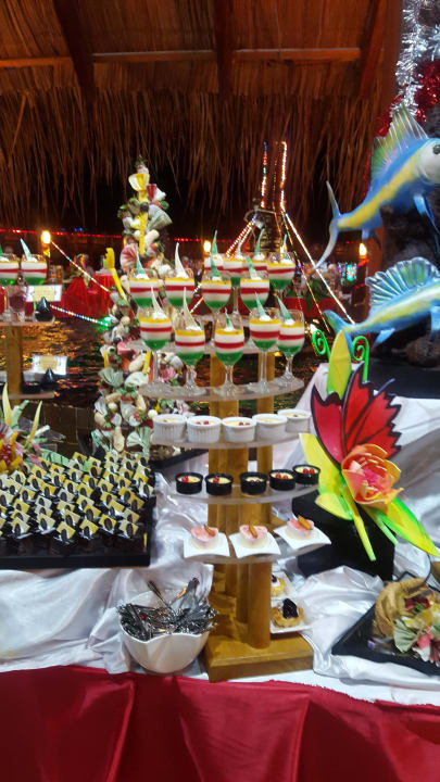 Dessertauswahl Meeru Maldives Resort Island