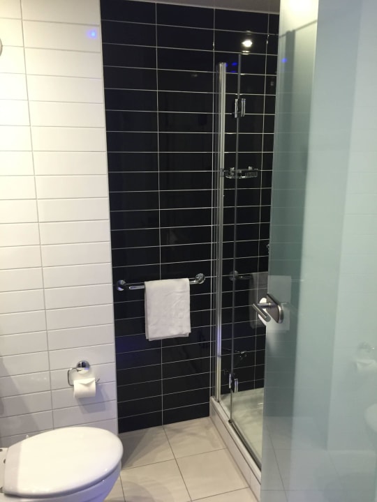 Bad Premier Inn Dresden City Zentrum