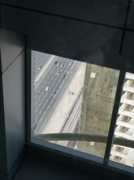 Blick aus dem 51. Stock Rose Rayhaan by Rotana