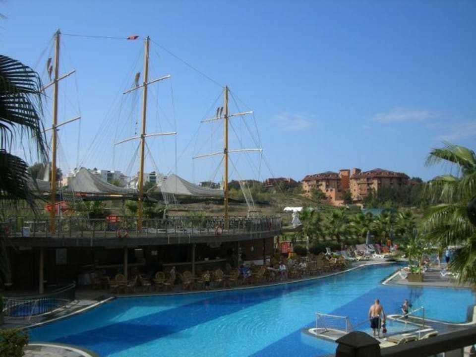 Pool Can Garden Resort