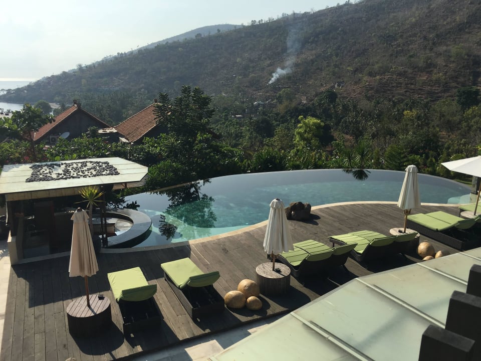 Öffentlicher Pool Villas & Spa The Griya