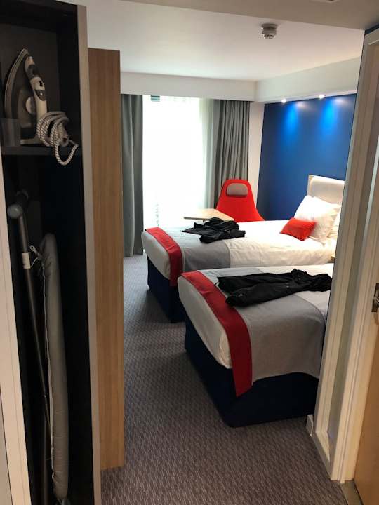 Zimmer Hotel Holiday Inn Express London Stansted Airport