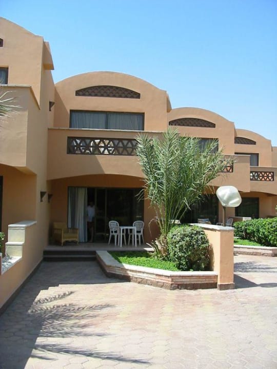 Aussenansicht der Zimmer mit seitl. Meerblick SUNRISE Crystal Bay Resort