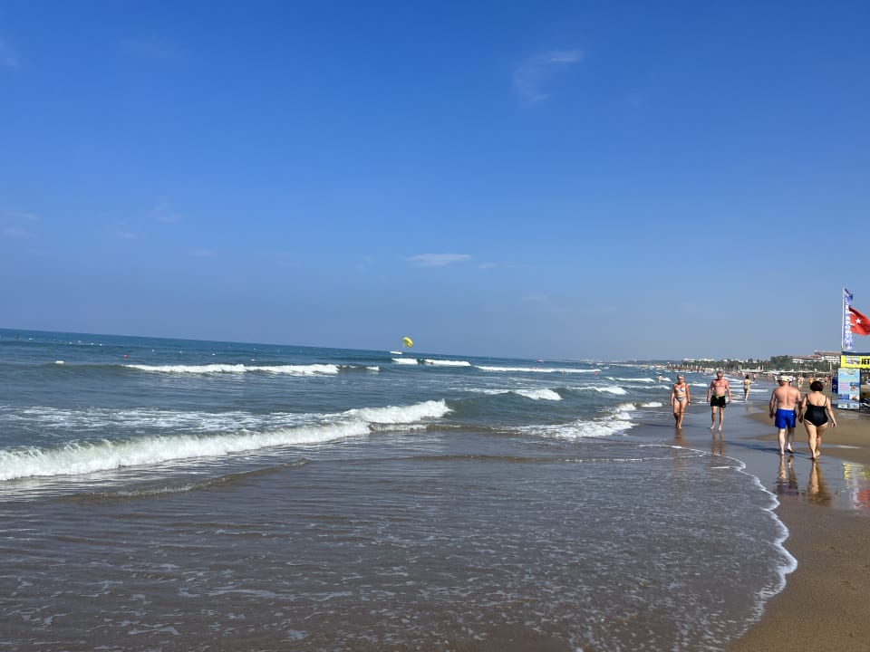 Strand Miramare Queen Hotel