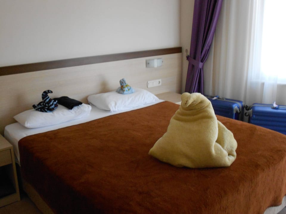 Jeden Tag andere Deko Hotel Sirma