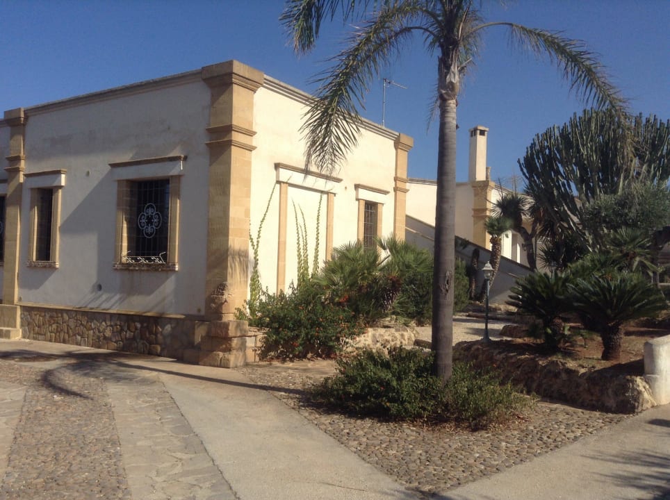 Seitenansicht Hotel A Giummara