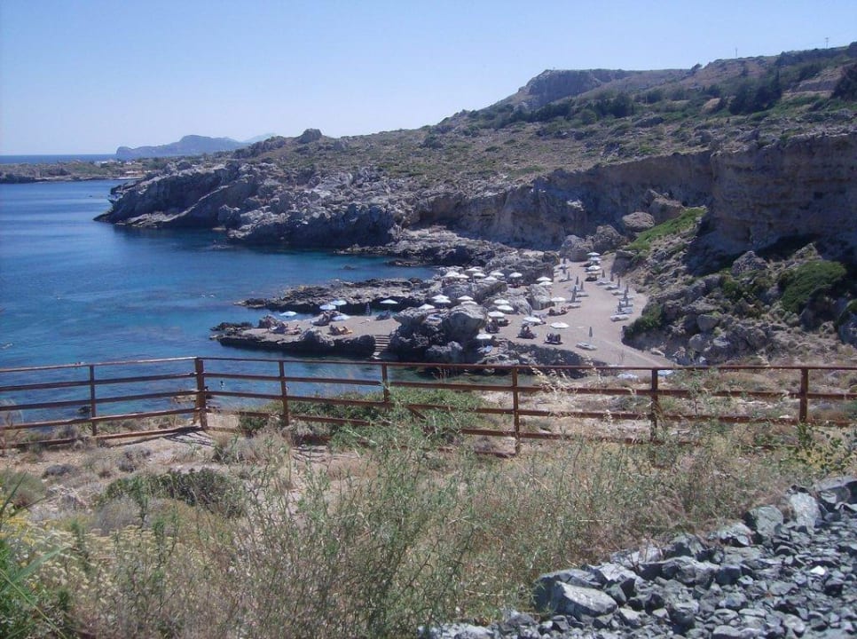 Auf dem Weg zum Strand 2 Hotel Kalithea Horizon Royal