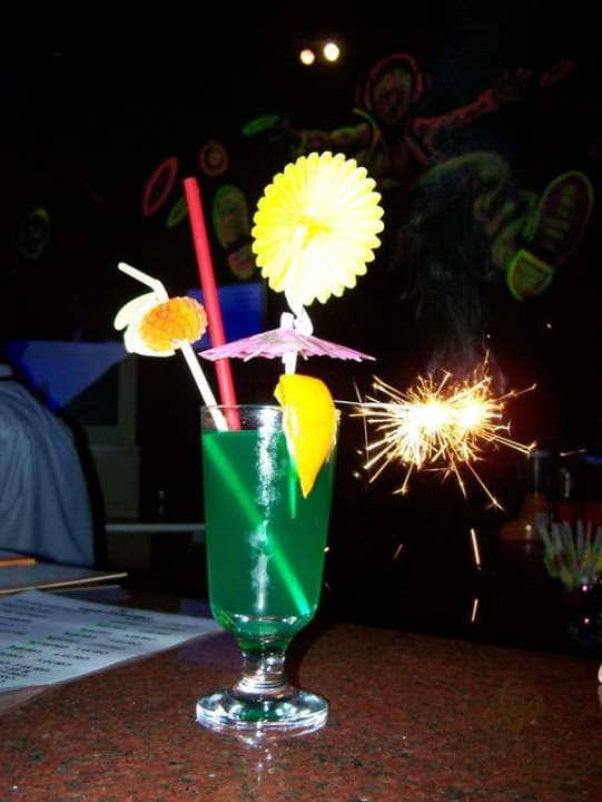Cocktail in der Disco Hane Family Resort